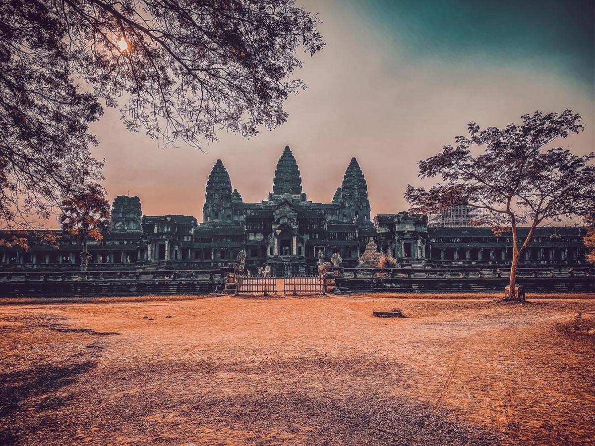 Angkor Yellow Villa Siem Reap Exterior photo