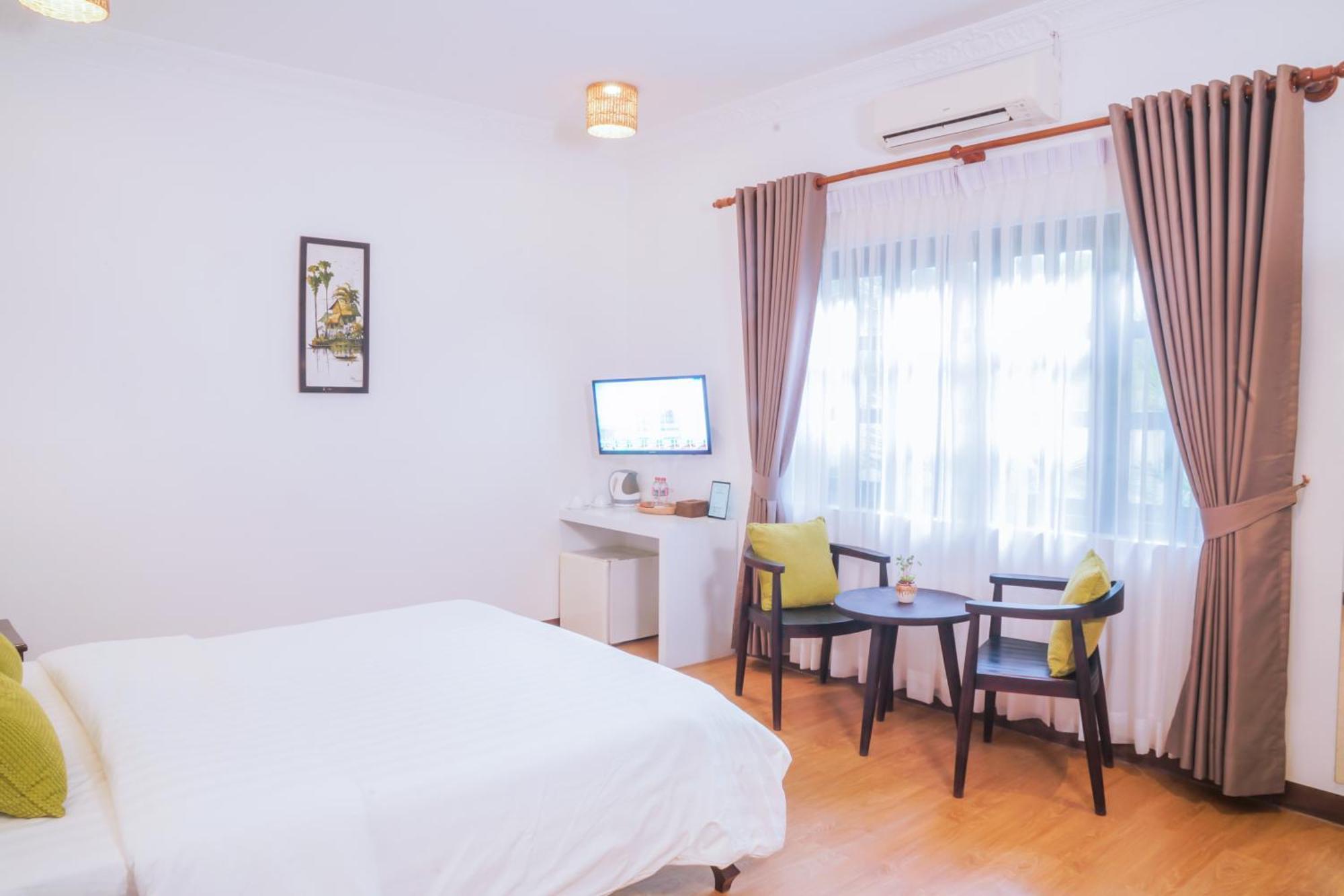 Angkor Yellow Villa Siem Reap Exterior photo