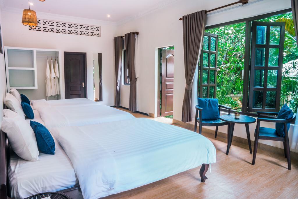 Angkor Yellow Villa Siem Reap Exterior photo