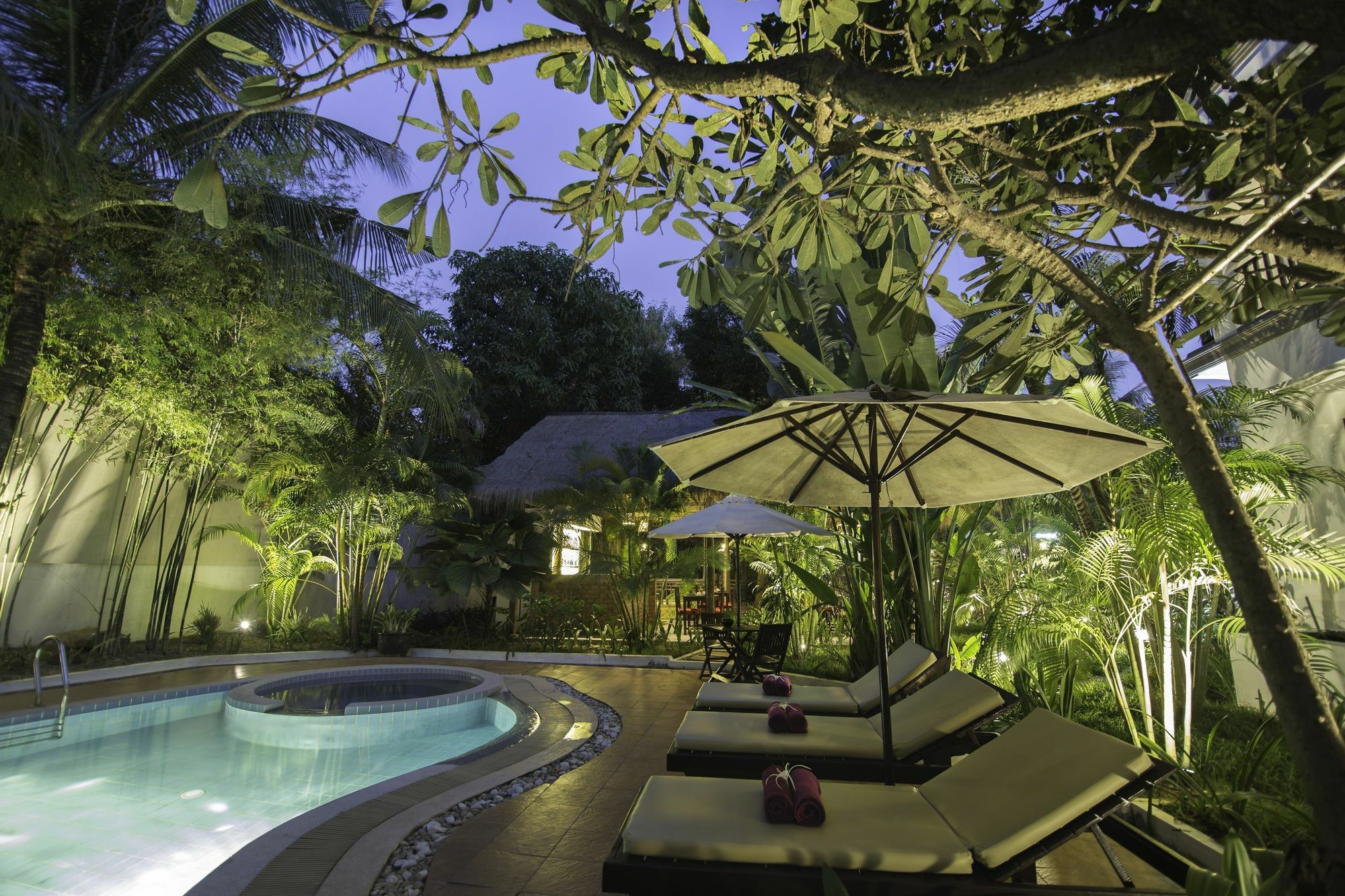 Angkor Yellow Villa Siem Reap Exterior photo