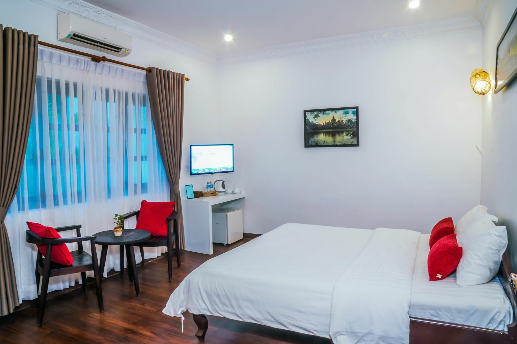 Angkor Yellow Villa Siem Reap Exterior photo